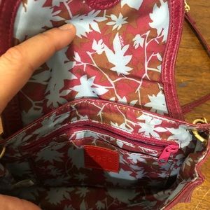 HOBO Bags - HOBO small crossbody in a cute fuchsia ! HOBO Bags - HOBO small crossbody in a cute fuchsia !